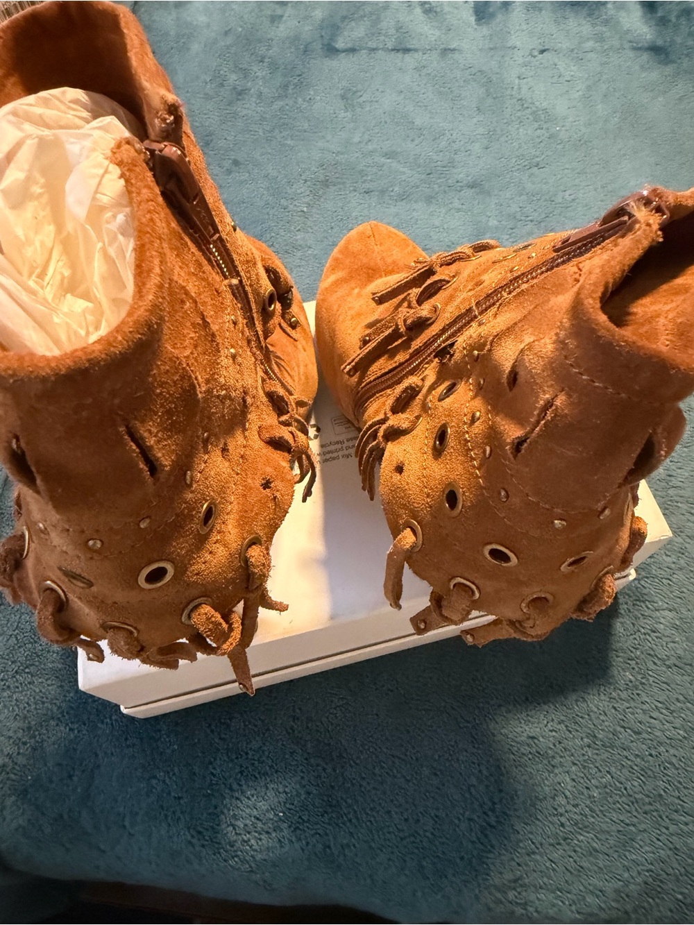 Fringed Suede Heeled Ankle Boots - Tan